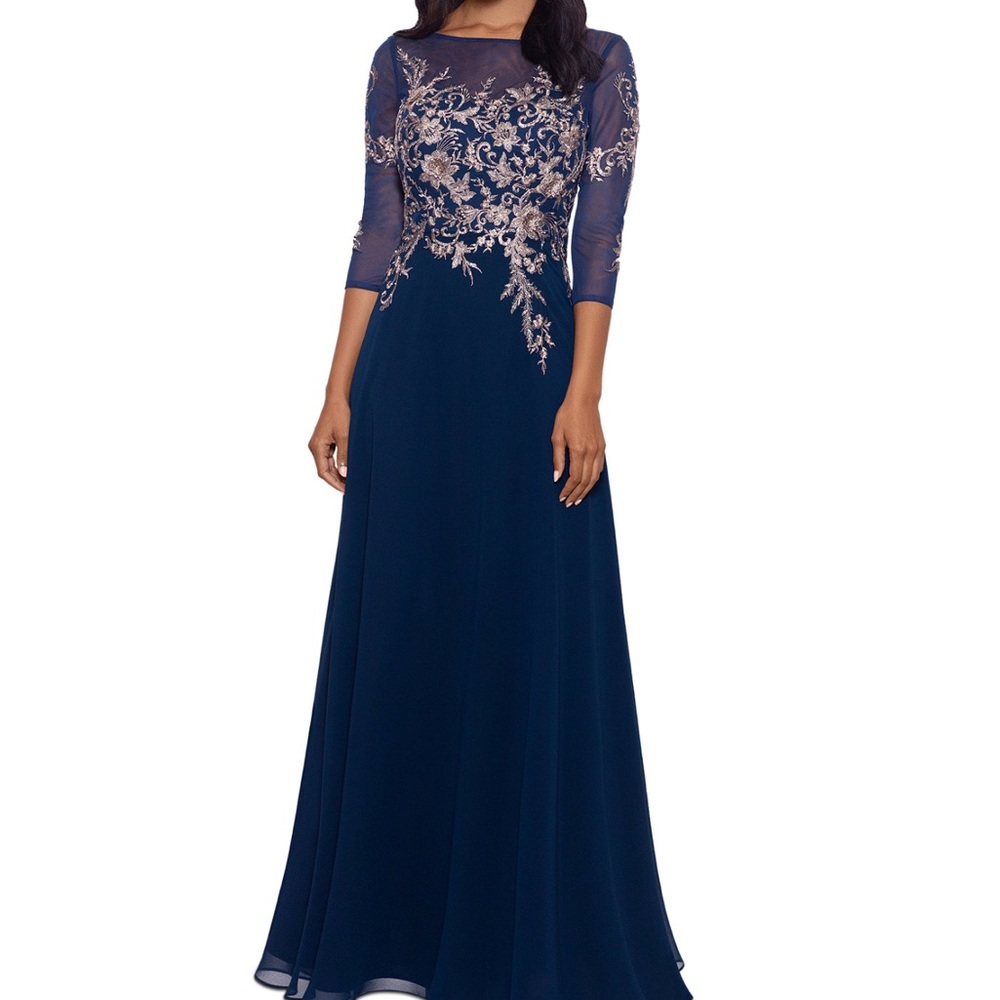 NWT . Embroidered Gown